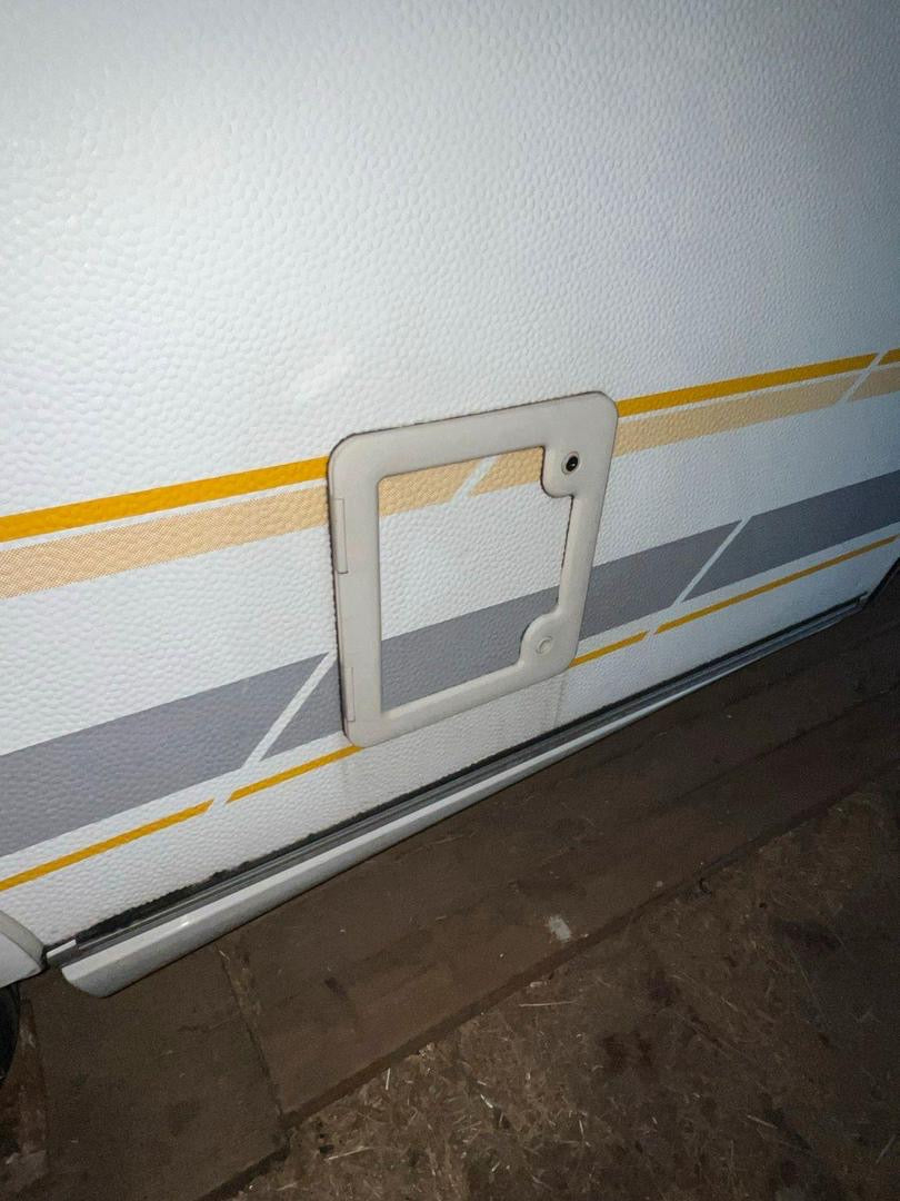 À VENDRE - CARAVANE COSY